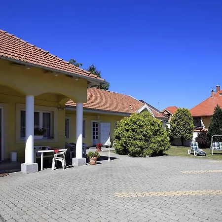 Princess Vendeghaz 3*